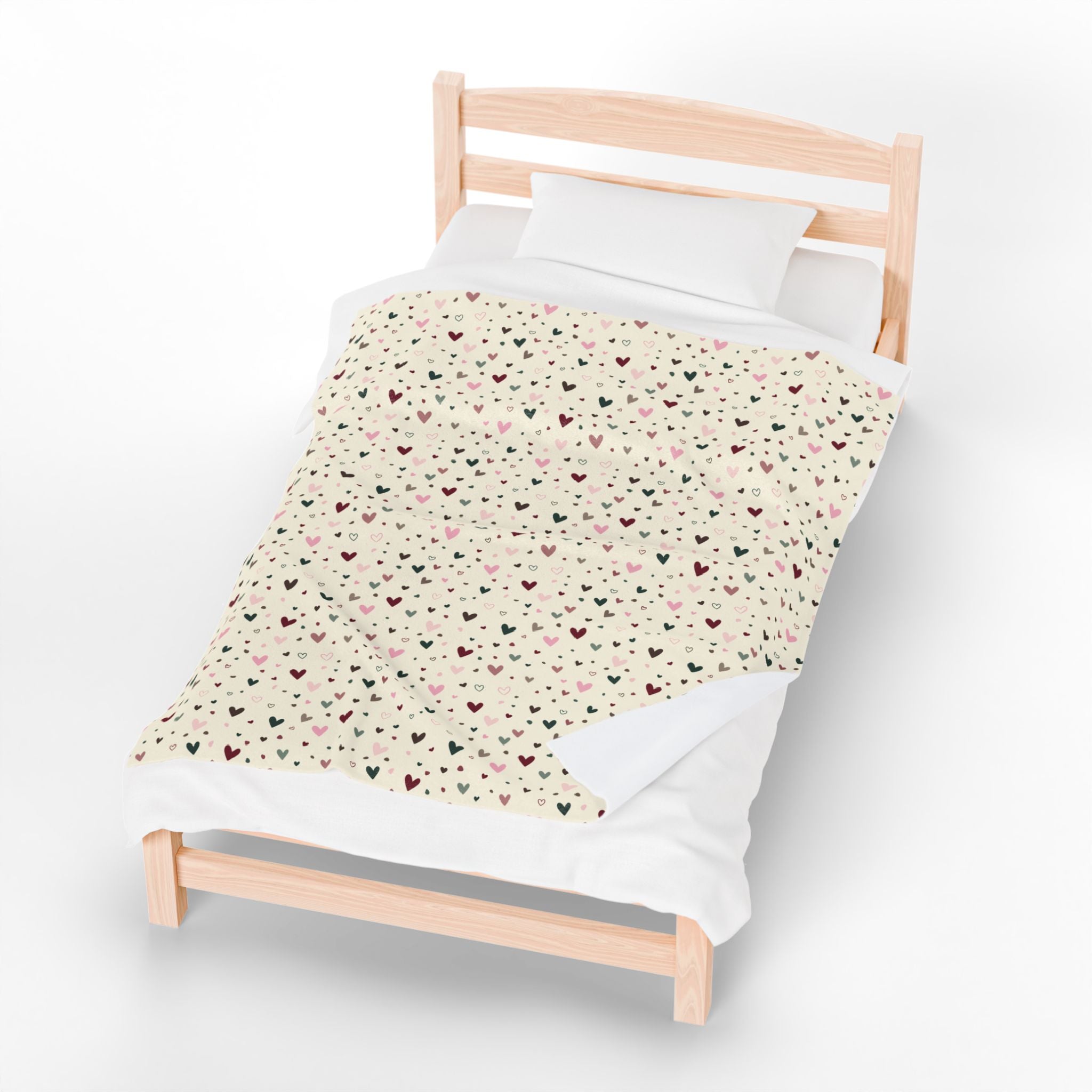 Heart Print Velveteen Plush Blanket - Cozy Lightweight Heart Pattern Throw for Valentine’s & Everyday